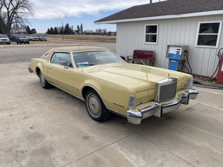 Photo for 1975 Lincoln Mark IV